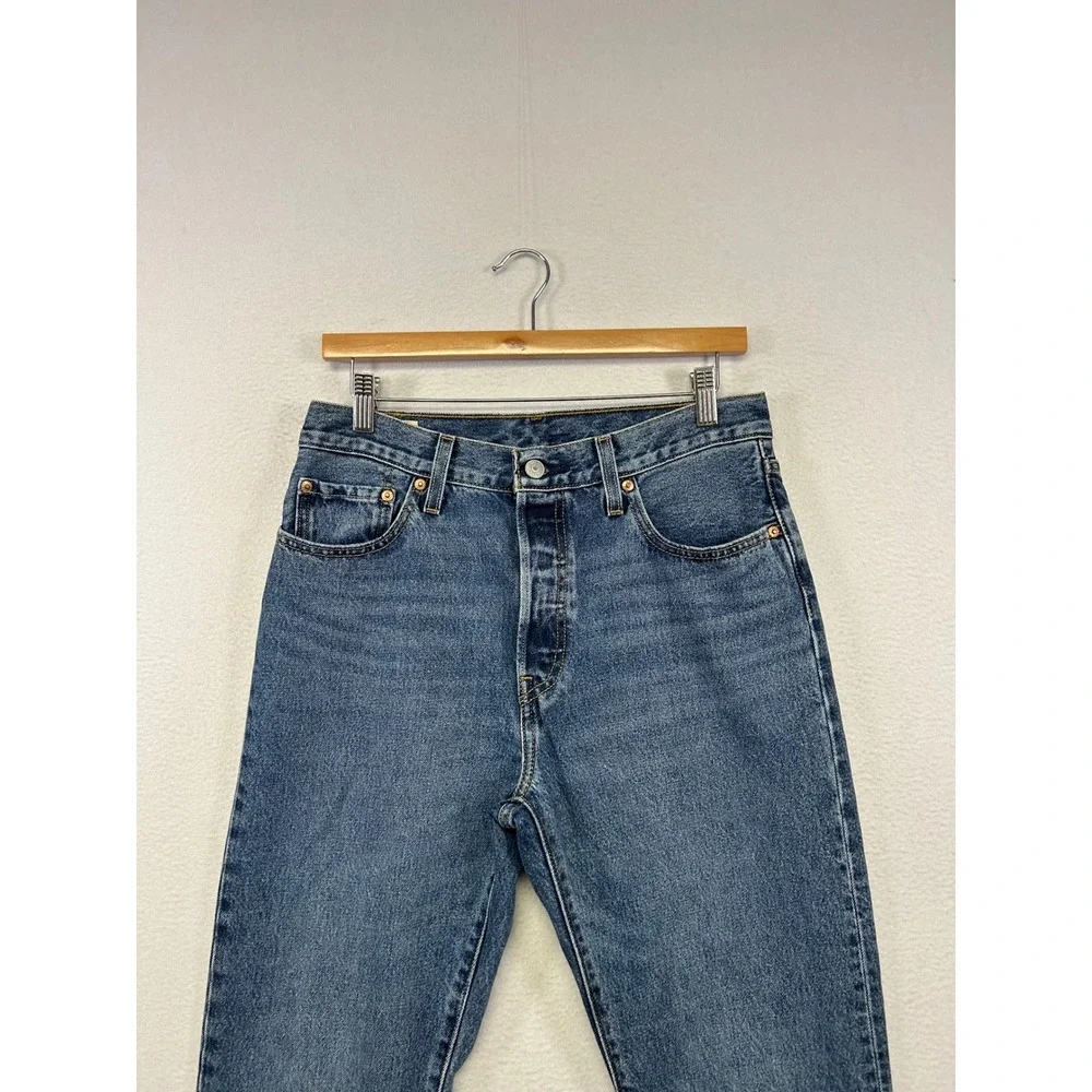Classic Americana Levi's Premium Mens 29x28 Blue 501 Straight Leg Jeans 36200